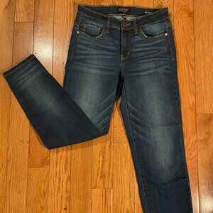 Judy Blue Relaxed Fit Jeans – Size 27 | Casual | Comfy Stretch